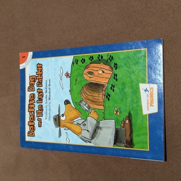 Hooked on Phonics Level #2 Paperback Book Set of 2 Books  #1, #3 - Picture 2 of 5